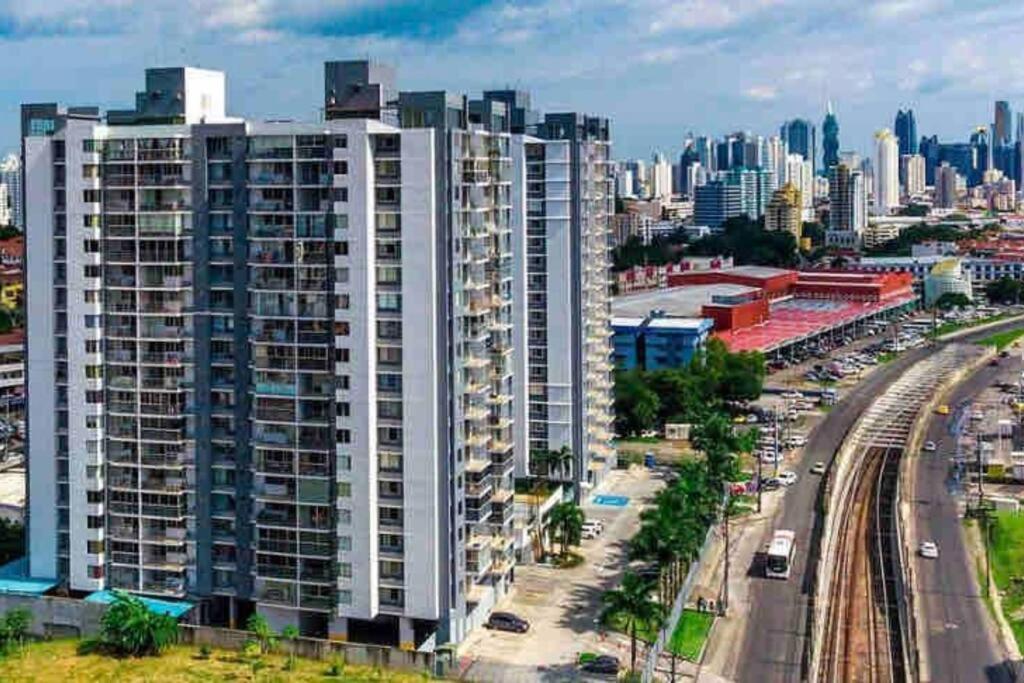 Ph Cosmopolitan Towers Business Trip Flat With 2 Fitting Up To 6 People Apartment Panama City
