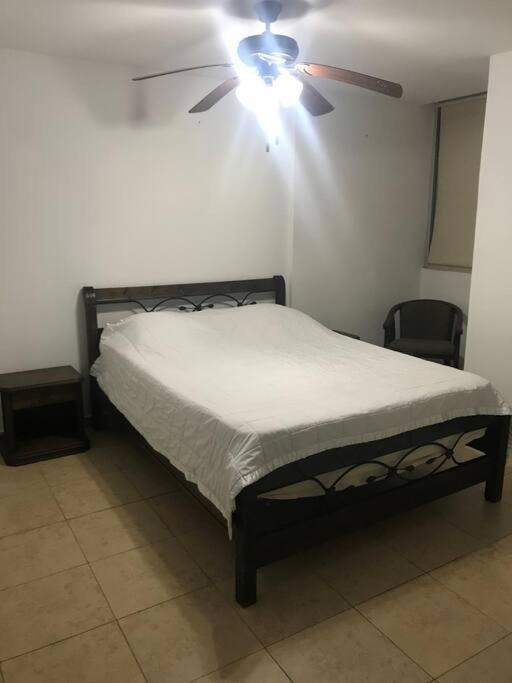 Ph Cosmopolitan Towers Business Trip Flat With 2 Fitting Up To 6 People Apartment Panama City