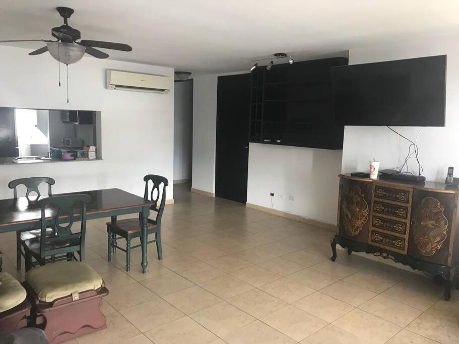 Apartment Ph Cosmopolitan Towers Business Trip Flat With 2 Fitting Up To 6 People Panama City